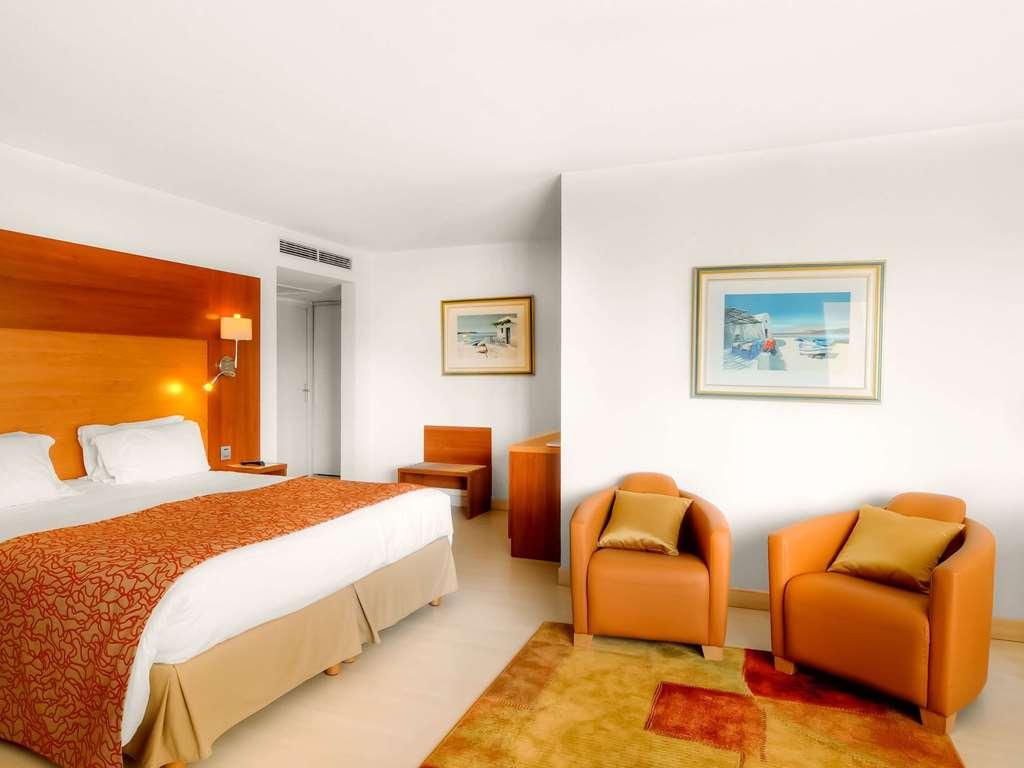 Mercure Saint Raphael Centre Plage Værelse billede